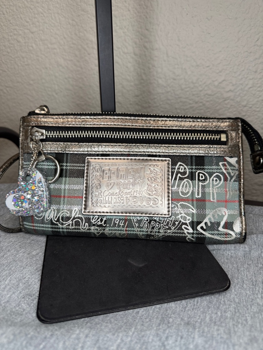 Vintage Y2K Coach Poppy Metallic Silver and Green Plaid Wristlet
